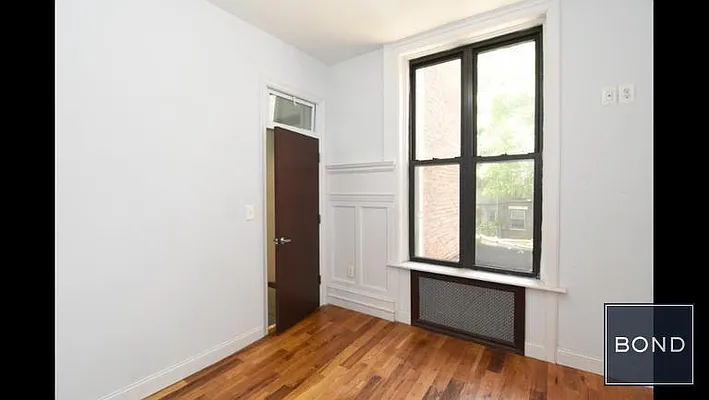 Rented by Bond New York | media 21