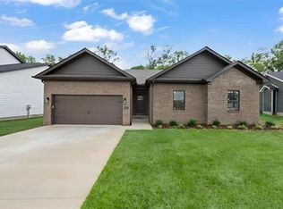 620 Pleasant Meadow Ln, Bowling Green, KY 42101