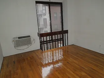 Rented by Ready Group