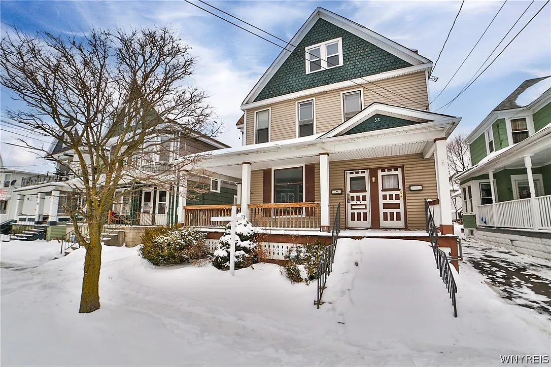 32 Edson St photo 1