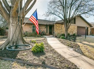 5912 Rayburn Dr, Fort Worth, TX 76133