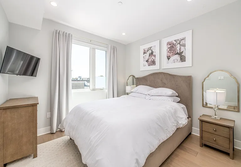 1405 Frankford Ave #402 — Photo 10