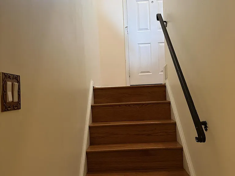 6410 Coleton Ct — Photo 24