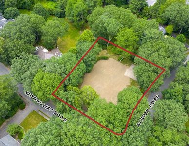 35 Albion Rd, Wellesley, MA, 02481