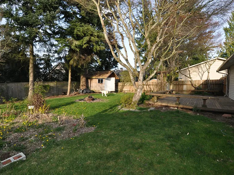 16824 NE 107th St — Photo 20