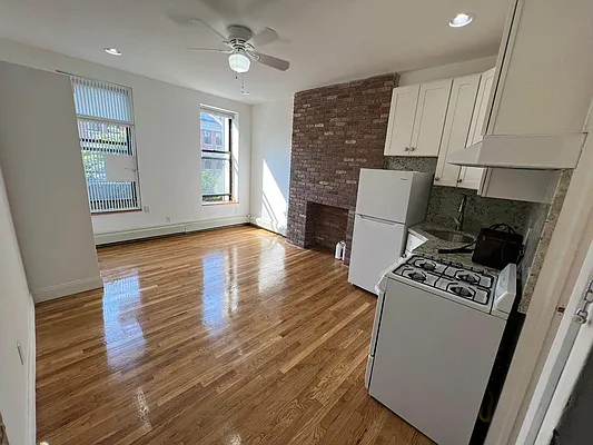 Rented by Best Apartments North Inc | media 13