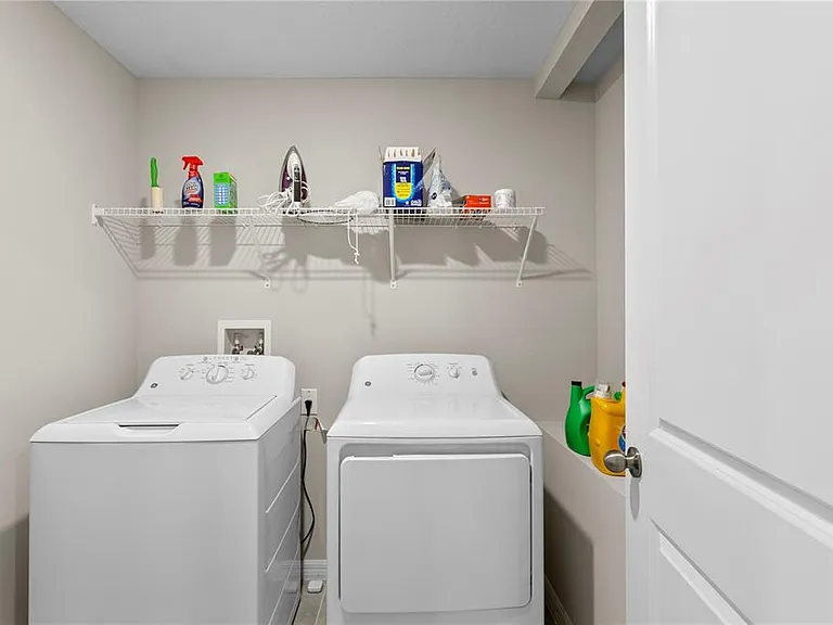 7109 Paradise Island Ct — Photo 30