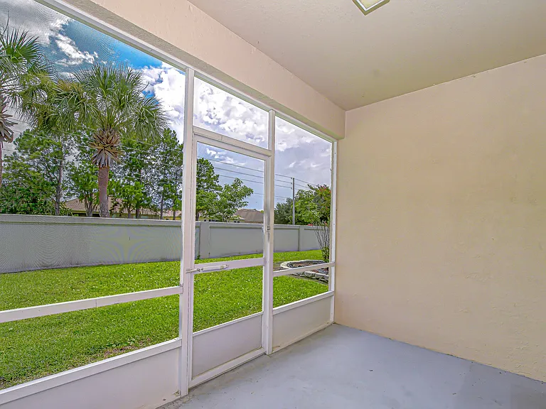 31501 Shaker Cir — Photo 42