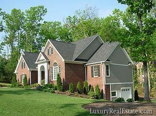 512 Wood Thrush Ct, Arden, NC 28704