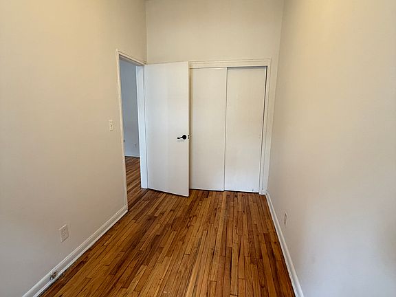 4th image of 48 W 55th St APT 3A