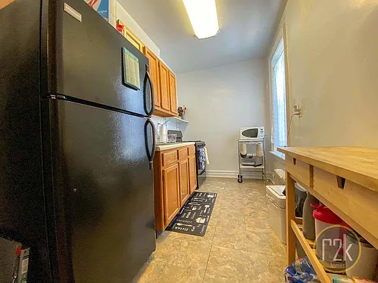 Rented by Realty 2000 Corp | media 42