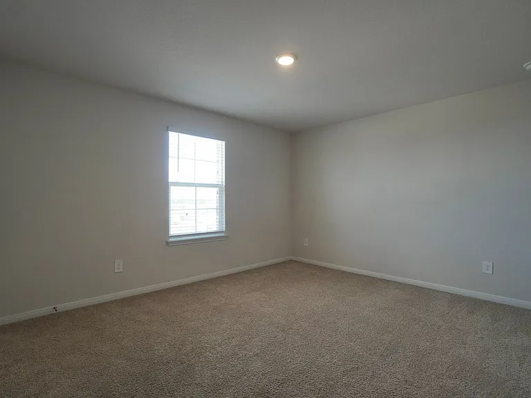 115 Bethpage Dr — Photo 25