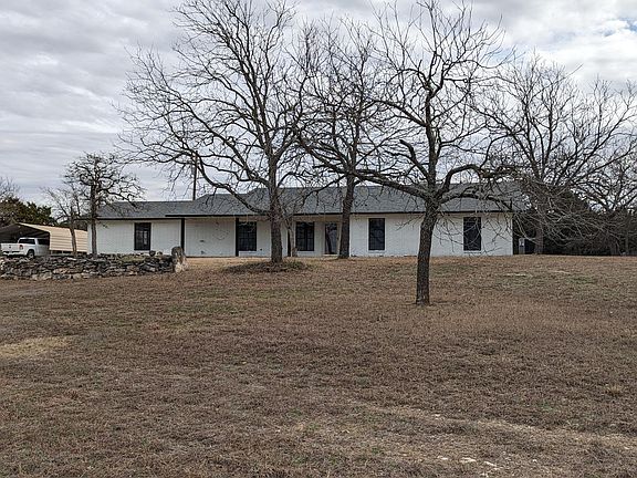 5th image of 602 Stanberry Ln