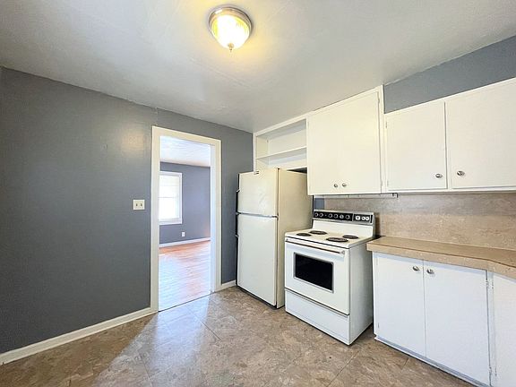 4th image of 408 W 6th Ave