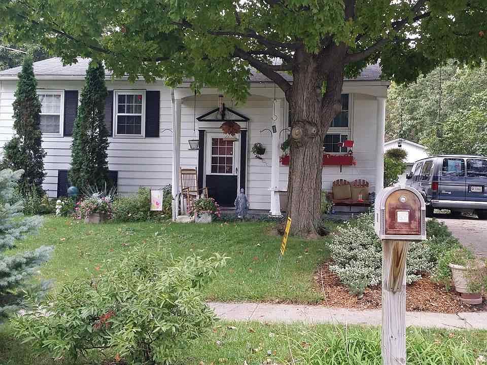 1st image of 1301 Kensington Dr