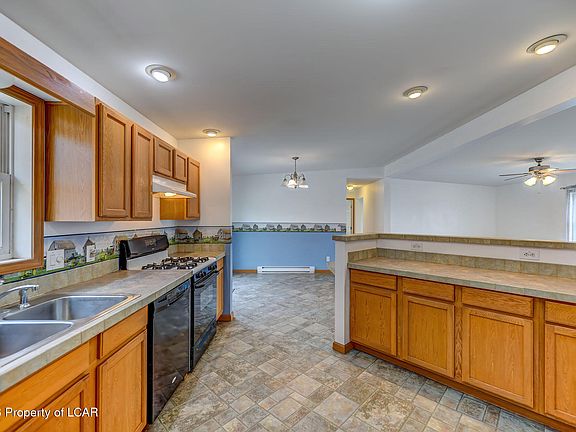 5th image of 5614 Main Rd