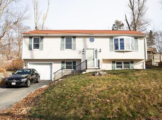 53 Warner St, Fall River, MA 02720