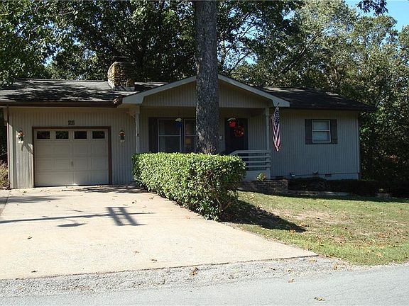 2nd image of 25 Churchill Dr