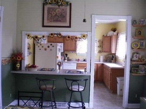 3rd image of 320 N Oak Ave