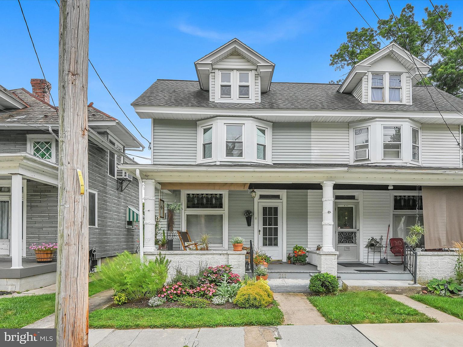 211 E Main St, Adamstown, PA 19501 Zillow