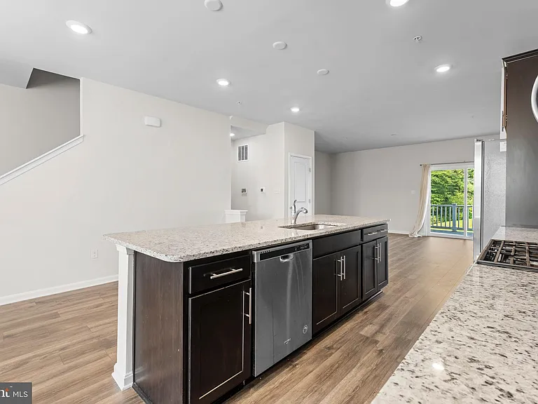 1756 Red Fox Trl — Photo 9