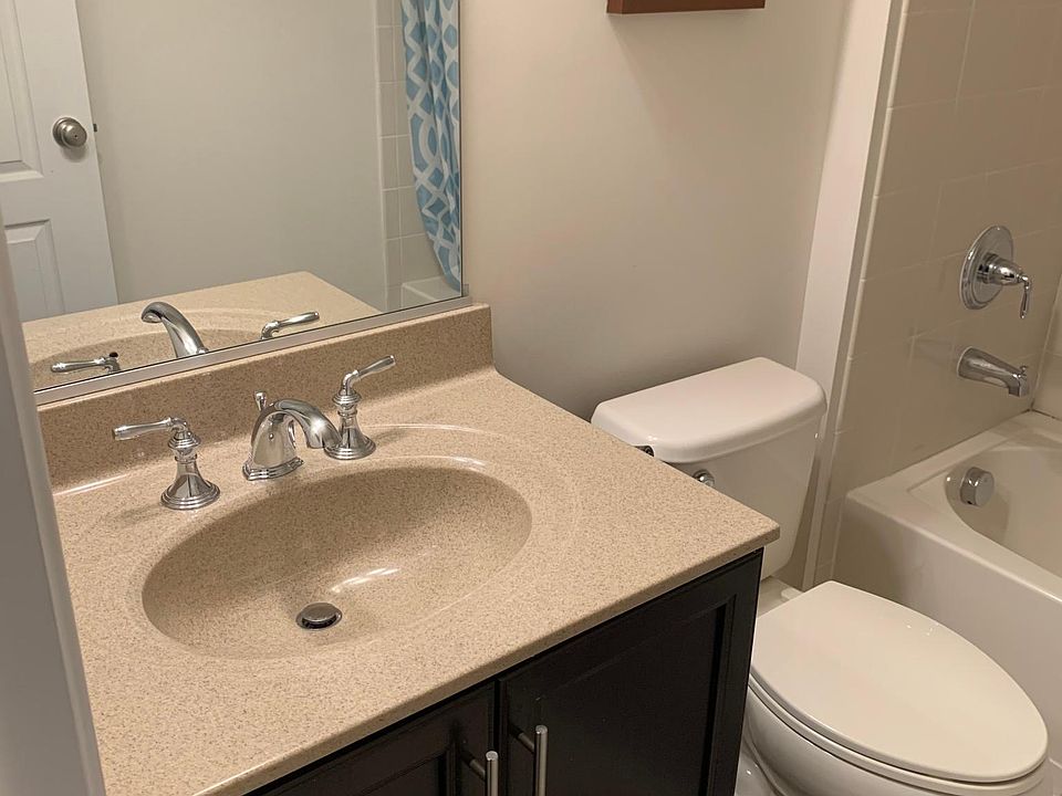 1st image of 43229 Loudoun Reserve Dr