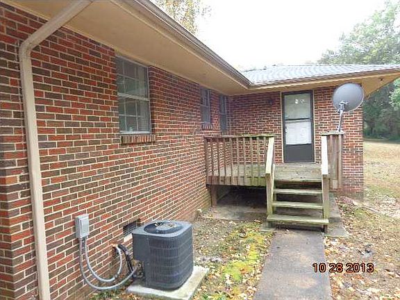 3rd image of 4123 Willard Dr