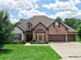 1469 Asbury Ln, Springdale, AR 72762