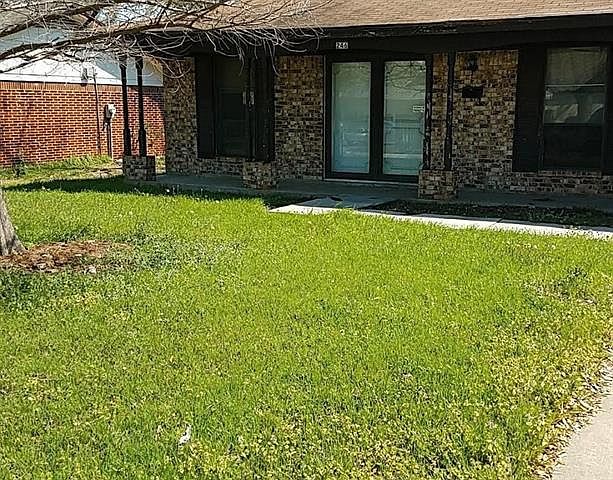 1st image of 246 NE Amy St