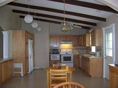 5th image of 3398 Alma Ln