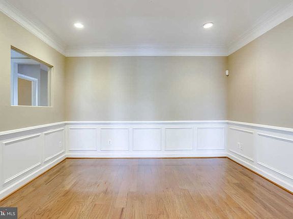 5th image of 21131 Ashburn Heights Dr