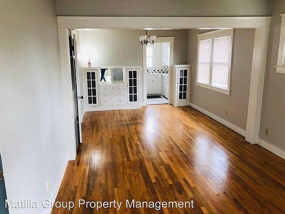 3rd image of 4448 Berryman Ave