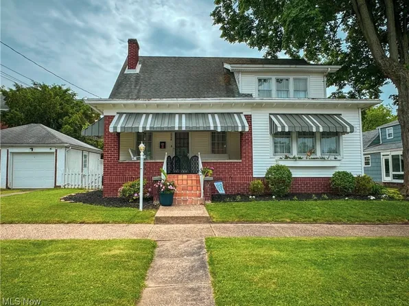 2208 Oak St, Parkersburg, WV 26101