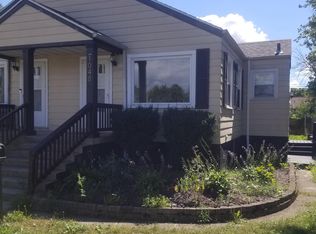 1048 Cherry St, Hammond, IN 46324