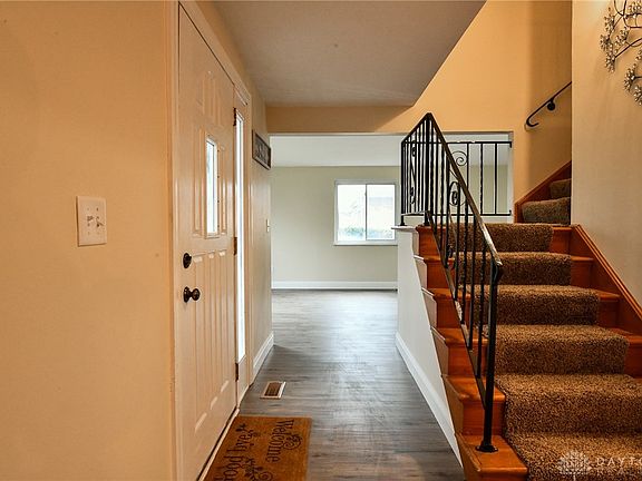 5th image of 4520 Pennyston Ave