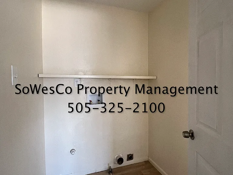 2408 Hutton Ave — Photo 10