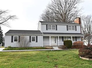 334 Avon Belden Rd, Avon Lake, OH 44012