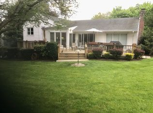 12 Bobbie Ln, Rye Brook, NY 10573