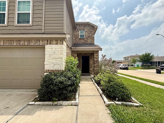 3rd image of 24059 Hay Needle Ln