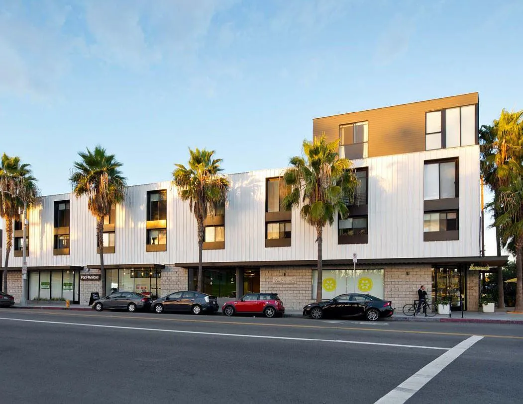 Abbot Lofts — Photo 1