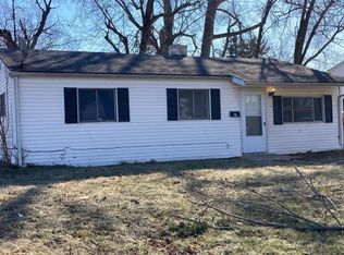 29 Saint Columba Dr, Cahokia, IL 62206