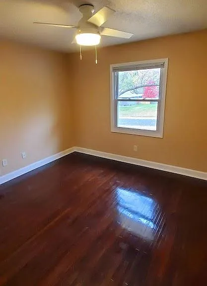 10678 Hollywood Blvd NW — Photo 24