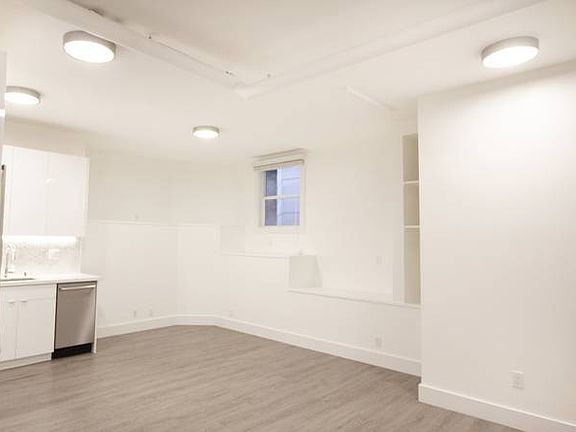 4th image of 1330 Union St APT 5A