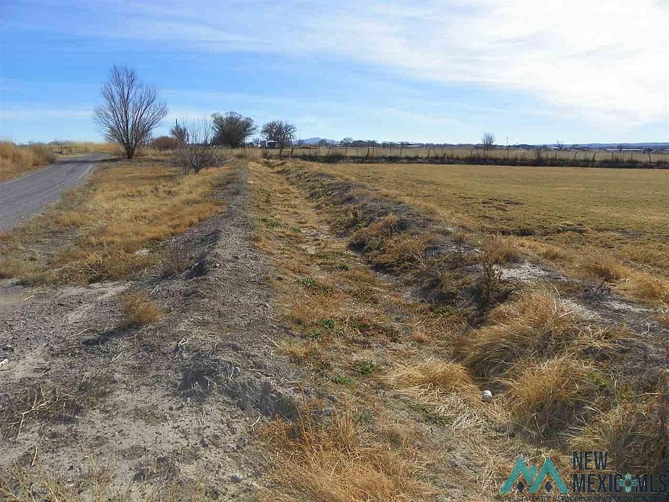 2nd image of Zanja Rd
