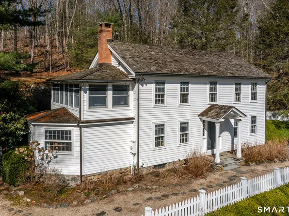 32 Wykeham Road, Washington, CT 06793