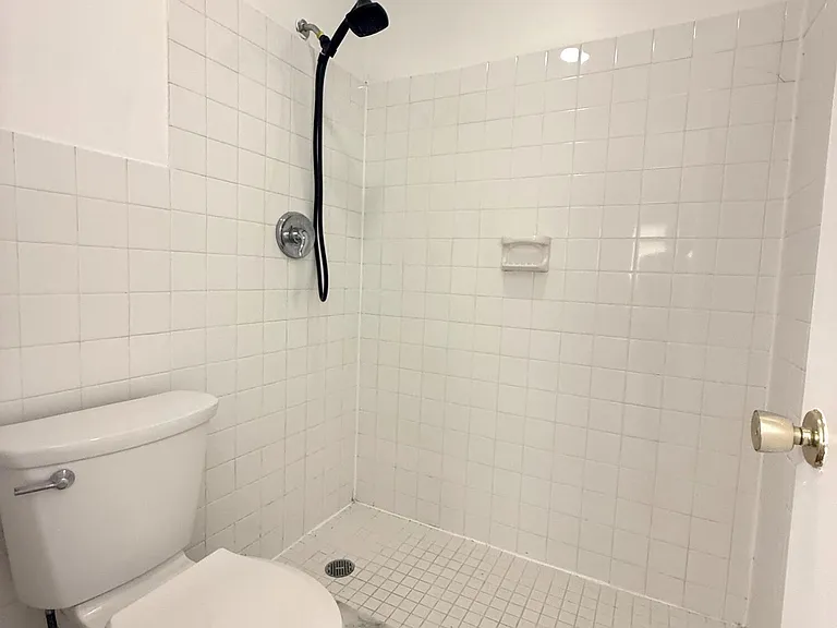 4001 NW 31st Ave #4 — Photo 22