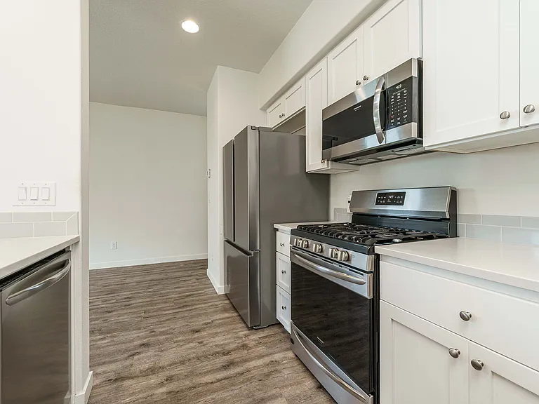 1037 N Fairhope Pl — Photo 10