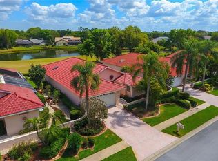 5836 Lakeside Woods Cir, Sarasota, FL 34243
