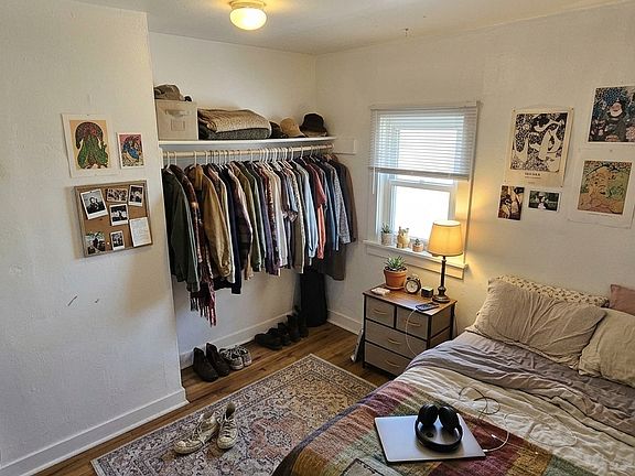 Second bedroom