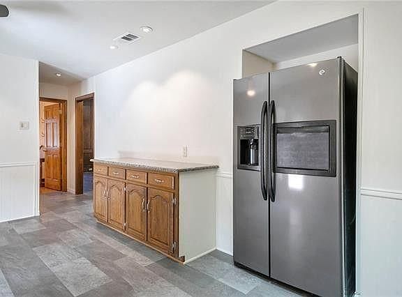 2nd image of 1420 Sacramento Ter